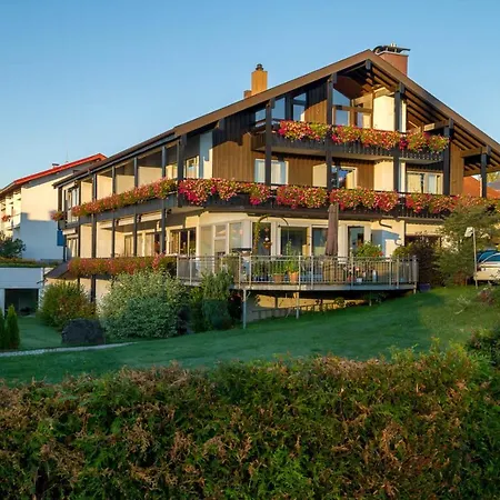 Steinhausers Hochbuhl 3* Oberstaufen